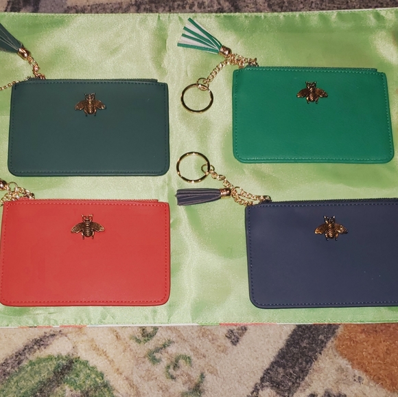 Elegant Bee coin purse - Picture 10 of 16